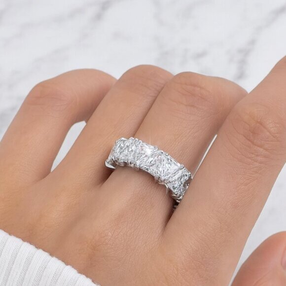 Gold or Silver “Hailey” 💎 Eternity Ring (multiple sizes) - Picture 10 of 10